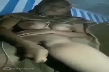 Bokep Jilbab Masturbasi Terong dari Dapur Sendiri, Original dan Tidak Bisa Ditiru